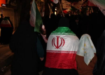 لنگرودی ها در شب هفتاد و پنجم پای مکتب رهبر شهید