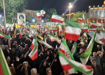 مادران کردکوی همراه با کودکانشان به موج هشتاد و سوم پیوستند