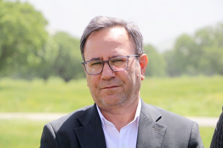 مبارزه با «آفت سن» در ۱۷۷ هزار هکتار از اراضی گندم و جو لرستان مبارزه با «آفت سن» در ۱۷۷ هزار هکتار از اراضی گندم و جو لرستان