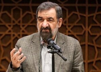 محسن رضایی: امارات با پول ایران ساخته شد