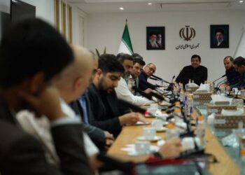 مخبر: تنها راه حل مشکلات کشور، قوی شدن از راه علم و فناوری است
