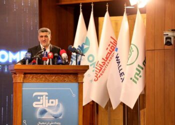 مدیریت بازار با همان دست فرمان سابق؛ دامنه نوسان فعلا تغییری نمی‌کند