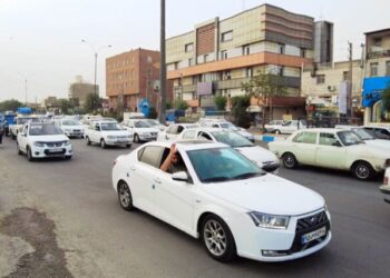 معضل چهل ساله روزانه نیم میلیون نفر در ترافیک سنگین قلعه نو جنوب تهران