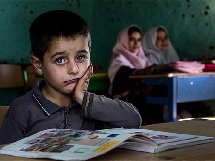 نباید تست‌زنی جایگزین «فهمیدن» شود/تفکر انتقادی به چه معناست؟