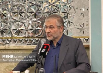 نماینده مجلس:در جنگ اقتصادی نابرابر هستیم؛ دولت شرایط راخوب مدیریت کرد