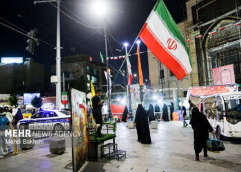 پرچم سه‌رنگ ایران بر دستان مردم گرگان؛ نودمین موج با نمایش وحدت ملی