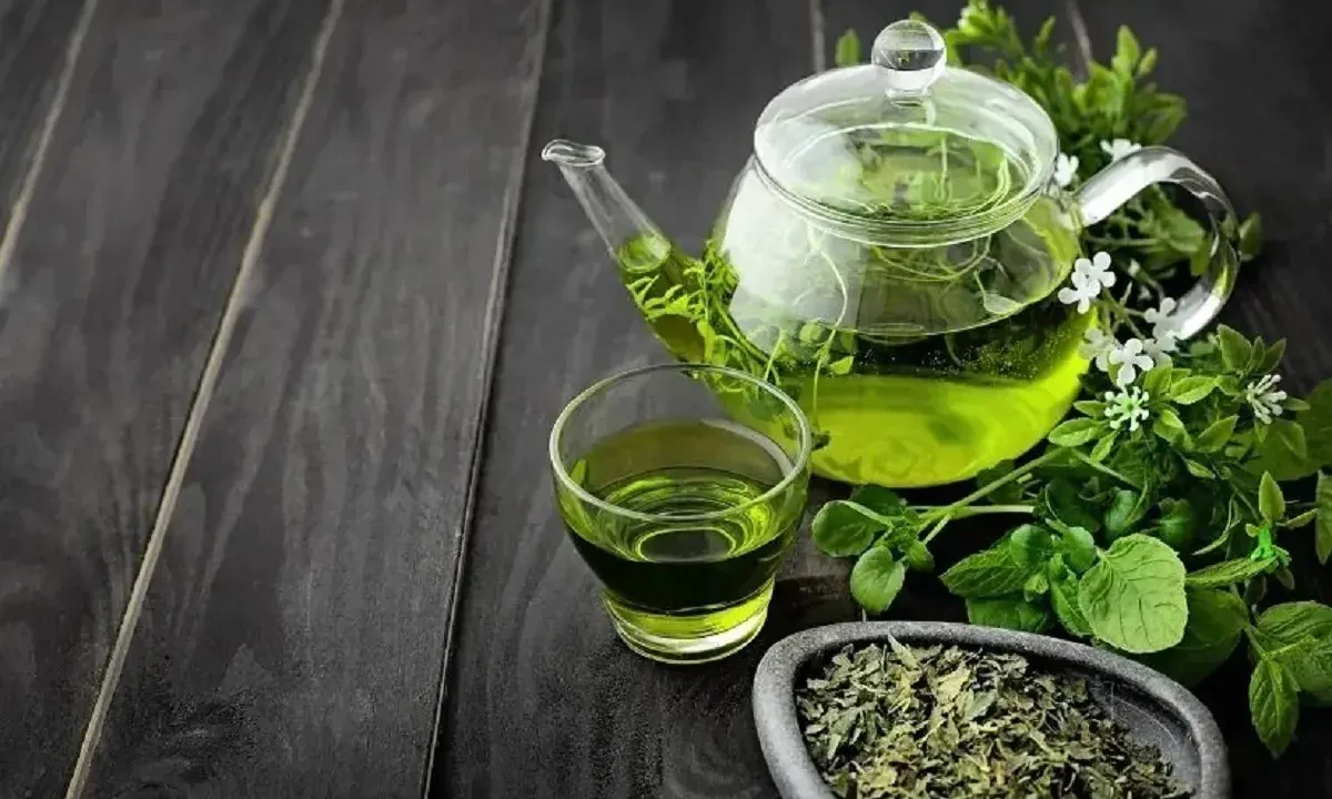 چه کسانی نباید چای سبز بخورند؟