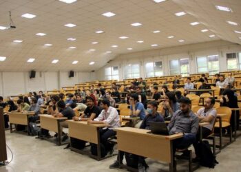 کلاسهای تحصیلات تکمیلی دانشگاه تهران حضوری شد؛ کارشناسی همچنان مجازی کلاسهای تحصیلات تکمیلی دانشگاه تهران حضوری شد؛ کارشناسی همچنان مجازی