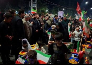 «کودکان ایران‌جان» محور هفتاد و چهارمین شب حماسه خیابان