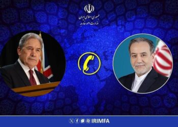 گفتگوی تلفنی وزرای امور خارجه ایران و نیوزلند گفتگوی تلفنی وزرای امور خارجه ایران و نیوزلند