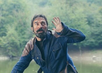 ۱۰۰ هزار مخاطب به تماشای «تاکسیدرمی» نشستند