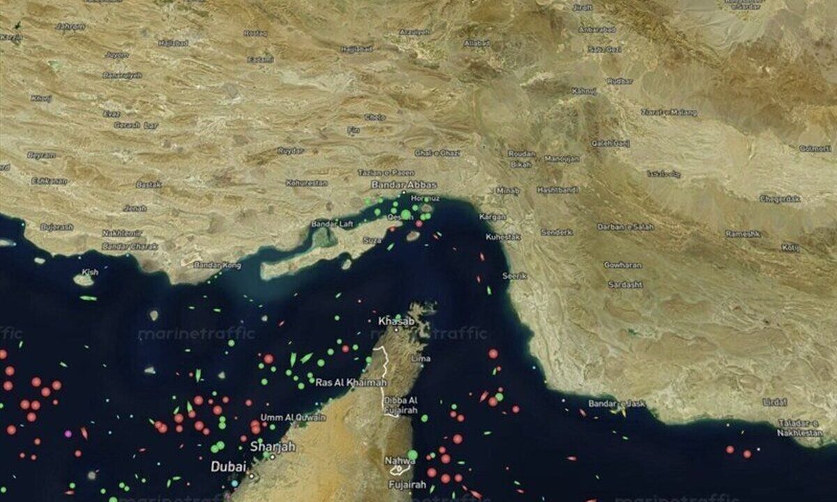 ۳ مسیر عبور در تنگه هرمز کدامند؟ + عکس