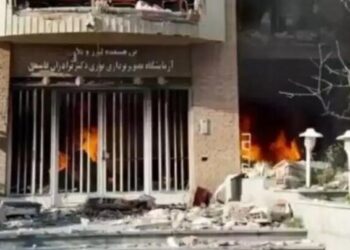آخرین وضعیت پژوهشکده لیزر بعد از حمله دشمن؛ فعالیت علمی ادامه دارد آخرین وضعیت پژوهشکده لیزر بعد از حمله دشمن؛ فعالیت علمی ادامه دارد