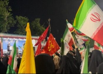 آزادشهری‌ها پای آرمان‌های انقلاب ایستادند