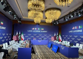 آغاز مذاکرات ایران و آمریکا/ شرط هیئت ایرانی برای شروع گفتگوها