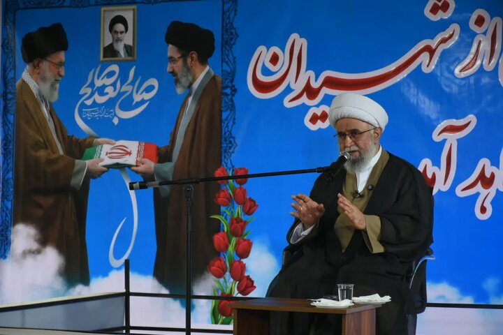 آیت الله رمضانی: جهان امروز گرفتار تبعیض و سلطه‌گری است