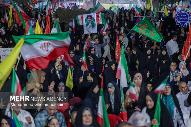 اجتماع پرشور عزاداران حسینی در رامیان؛ نوای «لبیک یا حسین»