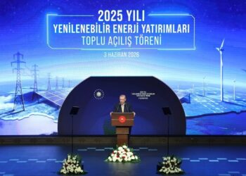 اردوغان: ادامه بحران تنگه هرمز اقتصاد جهان را وارد رکود می‌کند