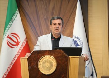 ایران در جنگ کریدور‌ها عقب مانده است /  رتبه لجستیکی کشور از ۶۴ به ۱۲۳ سقوط کرد