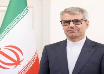باید گریبان طرف مقابل را برای اجرای تعهدات بگیریم