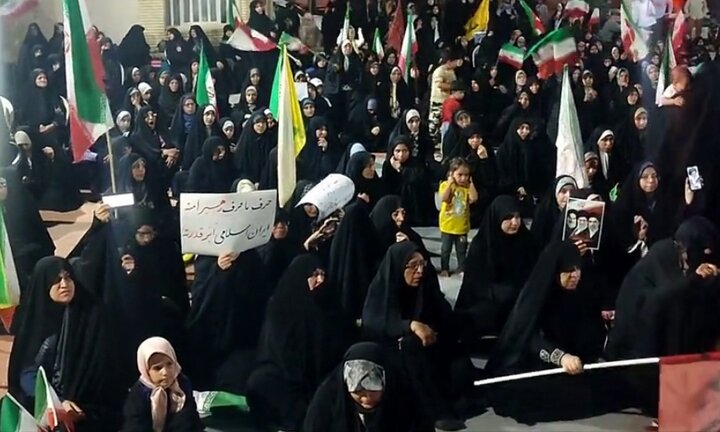 بزرگداشت شهدای اقتدار ایران در مهریز