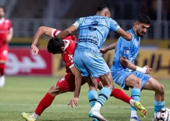 بیخیالی در دقیقه ۹۰؛ چرا سازمان لیگ به پرسپولیس، گلگهر و چادرملو نامه نمیزند؟ بیخیالی در دقیقه ۹۰؛ چرا سازمان لیگ به پرسپولیس، گلگهر و چادرملو نامه نمیزند؟