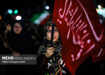 تجلیل از مداحان و شاعران آیینی در آستان امامزاده ابوالحسن (ع)