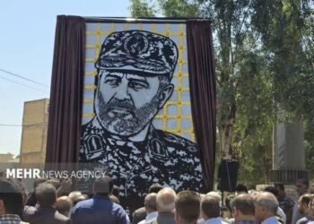 تندیس یادبود سپهبد شهید «غلامعلی رشید» در دزفول رونمایی شد