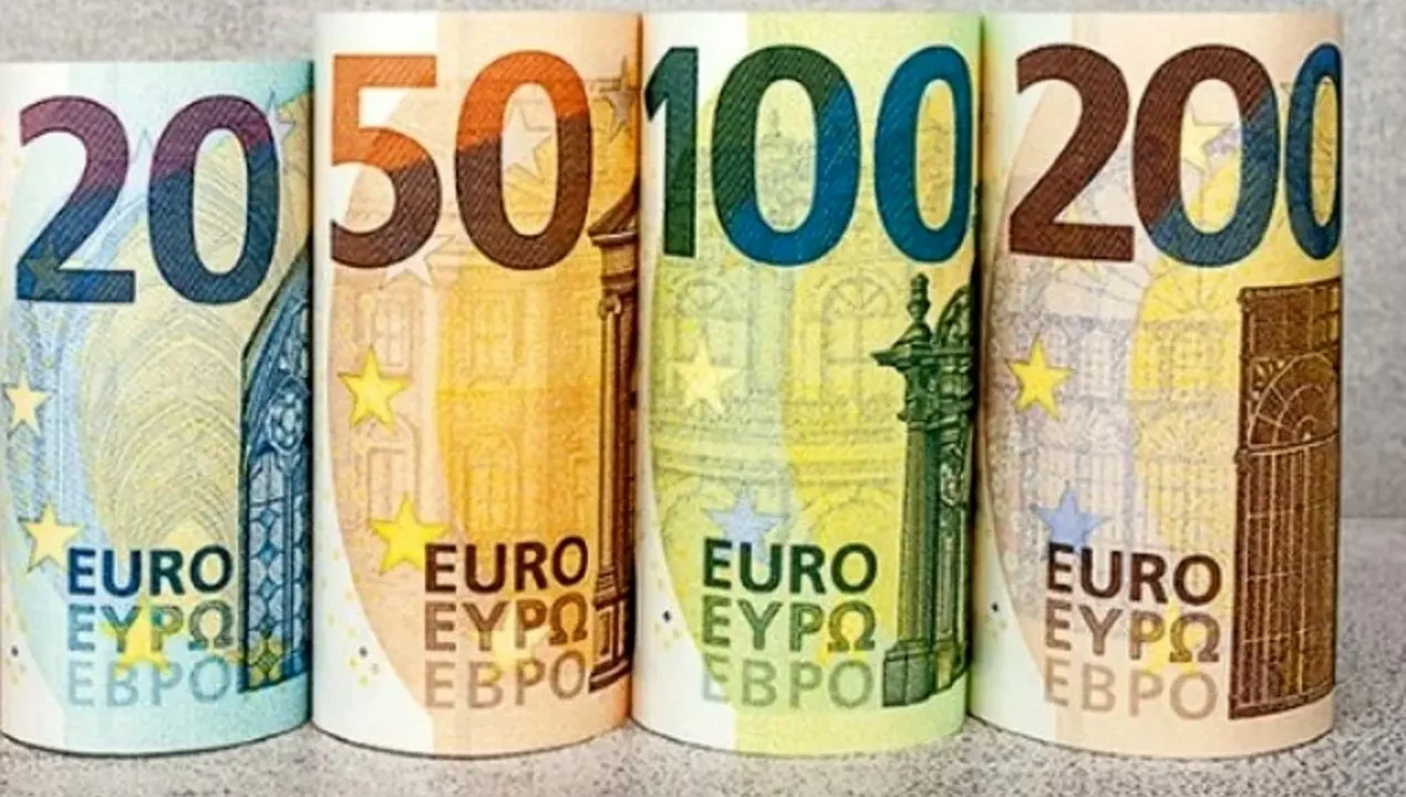 جدیدترین قیمت دلار و یورو امروز شنبه ۳۰ خرداد ۱۴۰۵/ کاهش قیمت یا افزایش؟ جدیدترین قیمت دلار و یورو امروز شنبه ۳۰ خرداد ۱۴۰۵/ کاهش قیمت یا افزایش؟