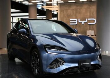 جهش فروش خودروهای برقی در چین