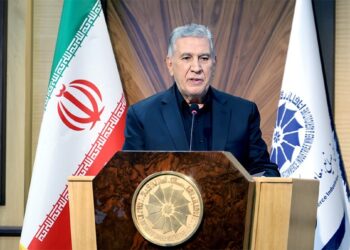 حسن‌زاده: بخش خصوصی خواهان حمایت مالی نیست؛ اصلاح مقررات می‌خواهد