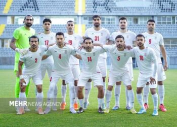 حمایت خواننده جوان پاپ از تیم ملی فوتبال با شعار «کنار همیم»