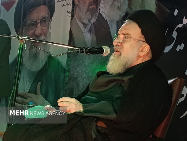 خاتمی: رسانههای فارسی زبان معاند در پی«تفرقهافکنی» هستند خاتمی: رسانههای فارسی زبان معاند در پی«تفرقهافکنی» هستند