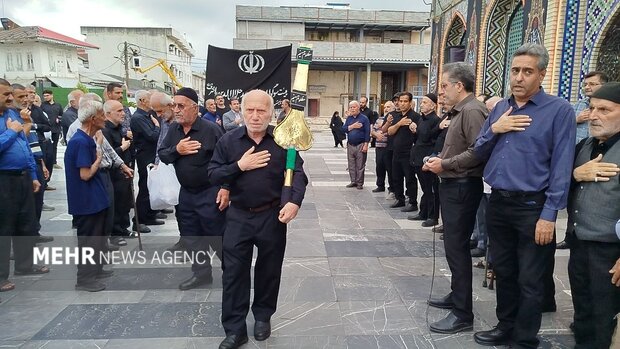 خادمان حسینی شاهرود: میادین را خالی نمیگذاریم خادمان حسینی شاهرود: میادین را خالی نمیگذاریم