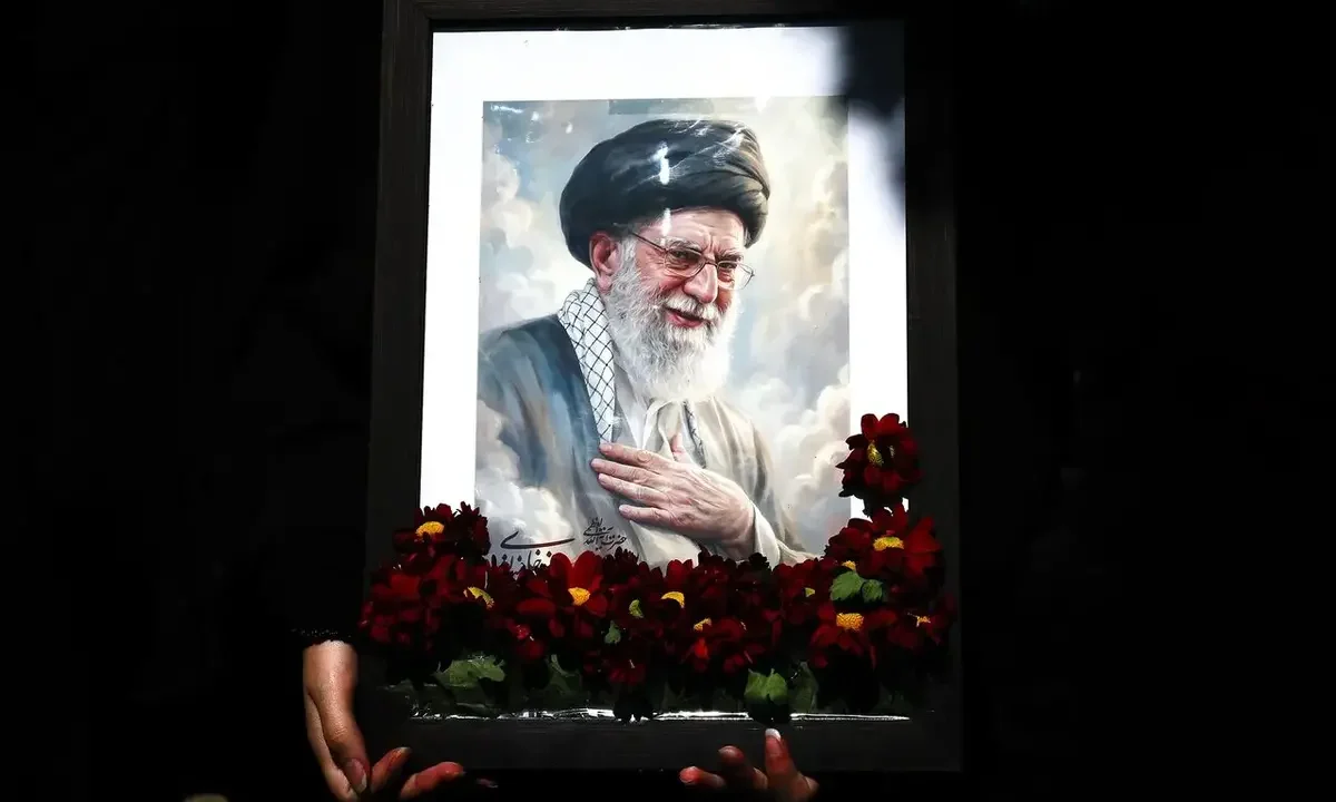 خوابگاههای علوم پزشکی تهران در خدمت دانشجویان مراسم تشییع رهبر انقلاب خوابگاههای علوم پزشکی تهران در خدمت دانشجویان مراسم تشییع رهبر انقلاب