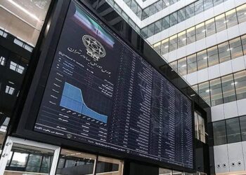 خیز تاریخی بورس / تقاضای سنگین شاخص را بالا کشید