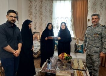 دیدار سخنگوی دولت با خانواده شهید سرلشکر جلالی‌نسب