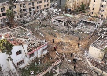 روزنامه صهیونیستی: جنگ مقابل ایران با شکست اسرائیل به پایان رسید