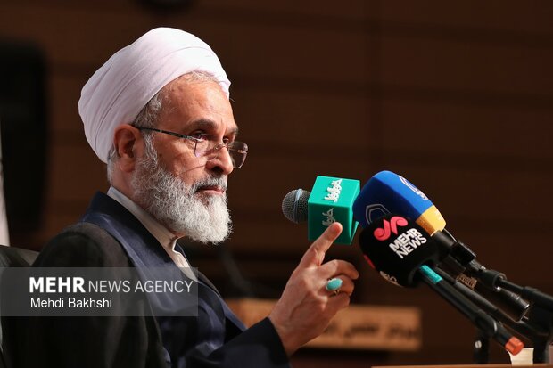 سازش با رژیم صهیونی بازتولید بیعت با یزید زمانه است
