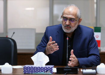 عاشورا در منظومه فکری رهبر شهید، الگویی برای همه تحولات تاریخ است