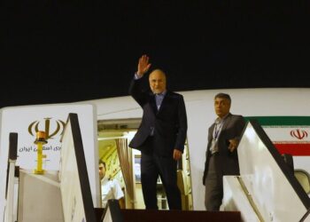 قالیباف عازم عمان شد