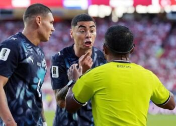 قانون جدید و جنجالی فیفا قربانی گرفت / آلمیرون اولین اخراجی جام‌جهانی شد