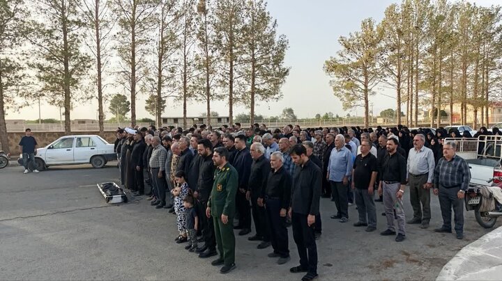 مادر سردار شهید رفیعیان بهابادی به فرزند شهیدش پیوست