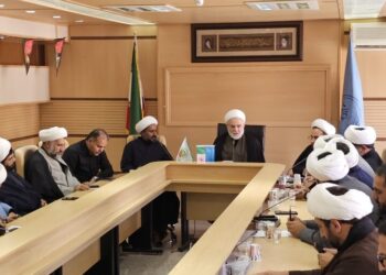 مبلغ دینی با دانش افزایی و ارتباط مؤثر زمینه جذب مردم را فراهم کند