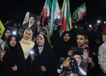 میدان داری مشهدی ها در یکصد و نوزدهمین شب