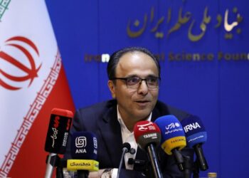 نسخه بنیاد علم برای توقف افت علمی دانشگاه‌ها؛ خبر خوب برای محققان