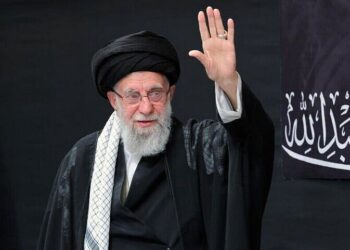 نشست علمی «عاشورا در منظومه فکری رهبر شهید» برگزار میشود نشست علمی «عاشورا در منظومه فکری رهبر شهید» برگزار میشود
