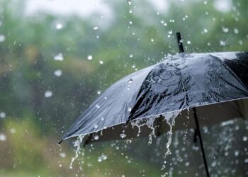 هشدار هواشناسی برای چندین استان / رگبار باران و گرد و خاک در راه است