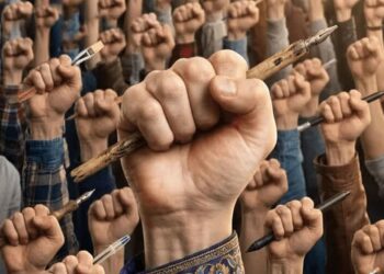 هنرمندان پیام‌آور هویت، مقاومت، ایثار و خودباوری هستند