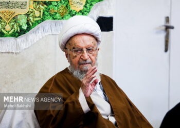 پیروان مکتب غدیر در خط مقدم مقابله با استکبار جهانی قرار دارند